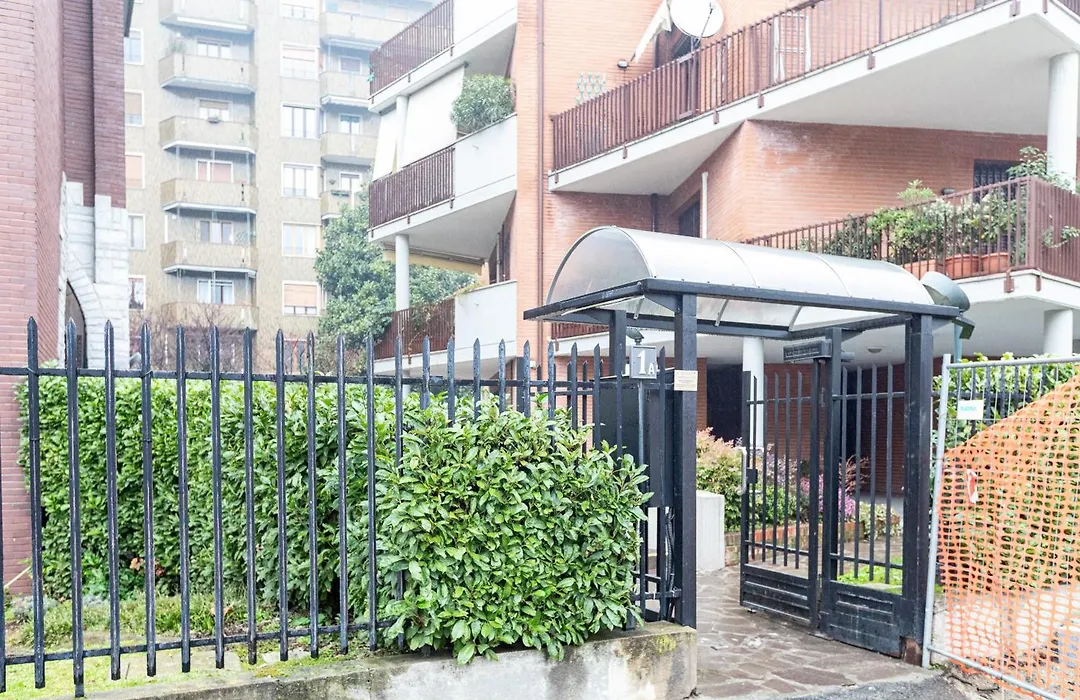 Assunta Exclusive Apartment With Balcony - Top Collection-1